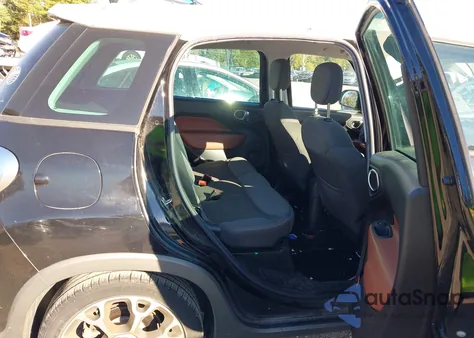 2014 Fiat 500L Trekking z USA, uszkodzony, nr VIN ZFBCFADH6EZ007784